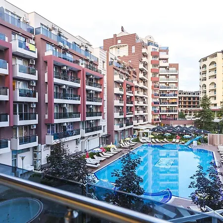 Admiral Plaza A 11 Sunny Napospart